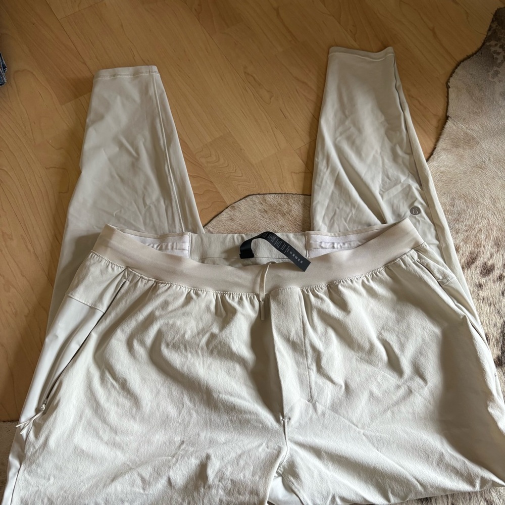 lululemon athletica Cream Joggers - Picture 3 of 7